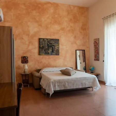 Casa Alma - Al Centro Di Con Spazio Esterno Сasa de vacaciones
