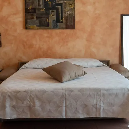 Casa Alma - Al Centro Di Con Spazio Esterno Сasa de vacaciones *